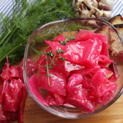 Lengvai fermentuoti/marinuoti kopūstai burokėlių sultyse, 500 g