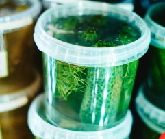 Šviežiai raugti agurkai, 600 g