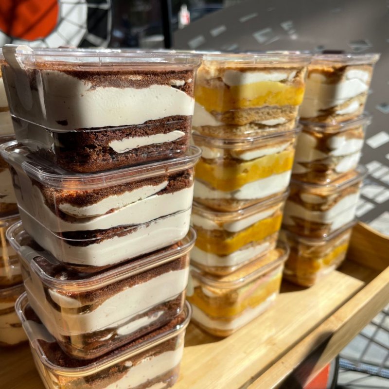 Macaroom Klasikinis medutis Apelsininis medaus tortas Šokoladinis medaus tortas