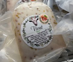 Puskietis ožkos pieno sūris su graikiniais riešutais, 400 g Dubickų ūkis Savam kieme