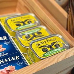Skumbrės aliejuje su čili ir imbierais, 90 g