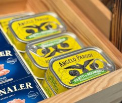 Skumbrės aliejuje su čili ir imbierais, 90 g
